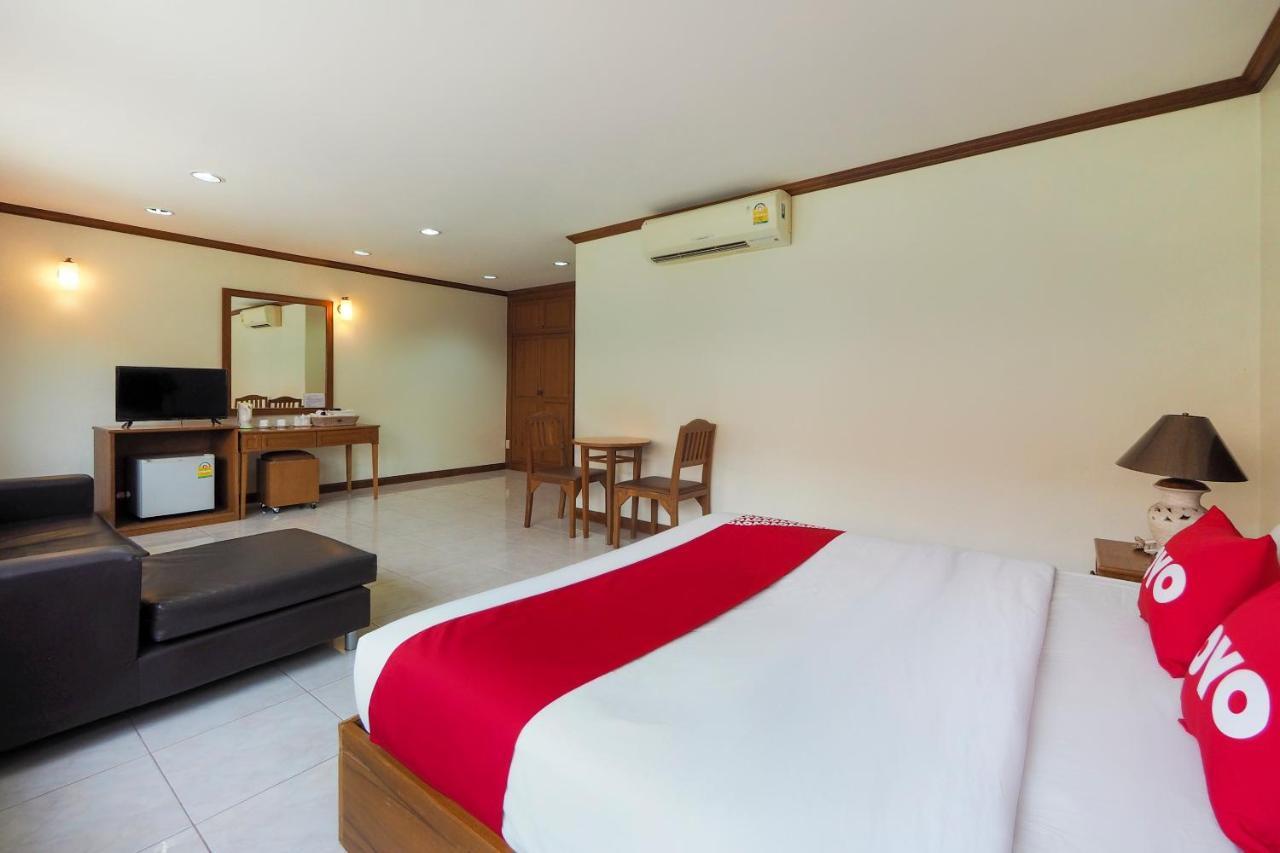 Oyo 859 Golden Land Hotel 치앙라이 외부 사진