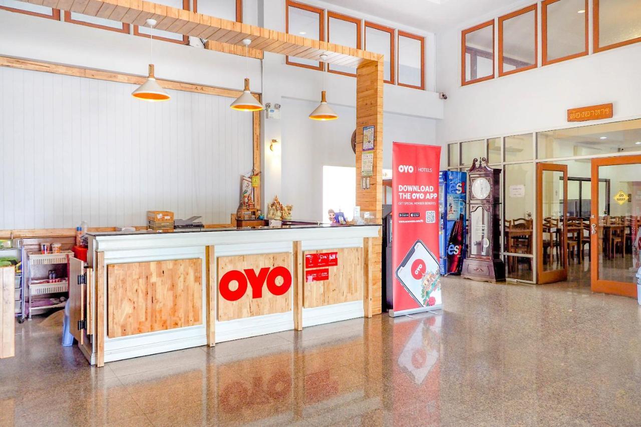 Oyo 859 Golden Land Hotel 치앙라이 외부 사진